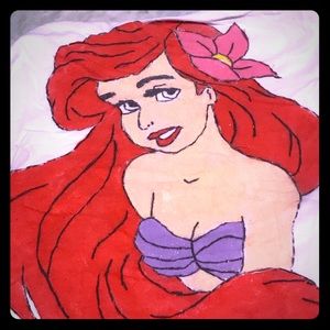 Personalized gifts (bags,clothes,hats,wall art)